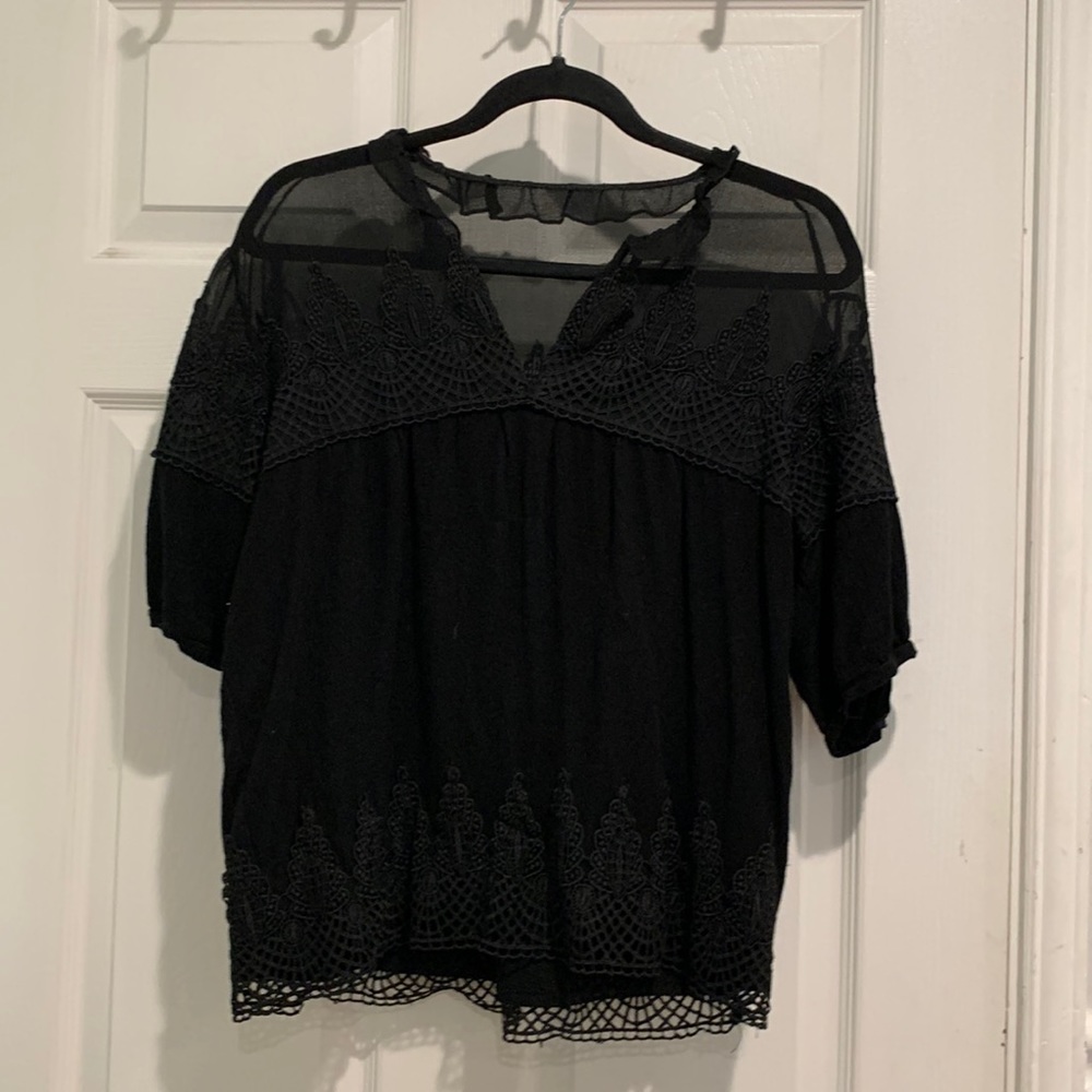 Maeve by Anthropologie top in black, size medium
